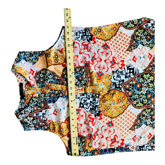 Rose & Olive Top - Picture 10 of 12